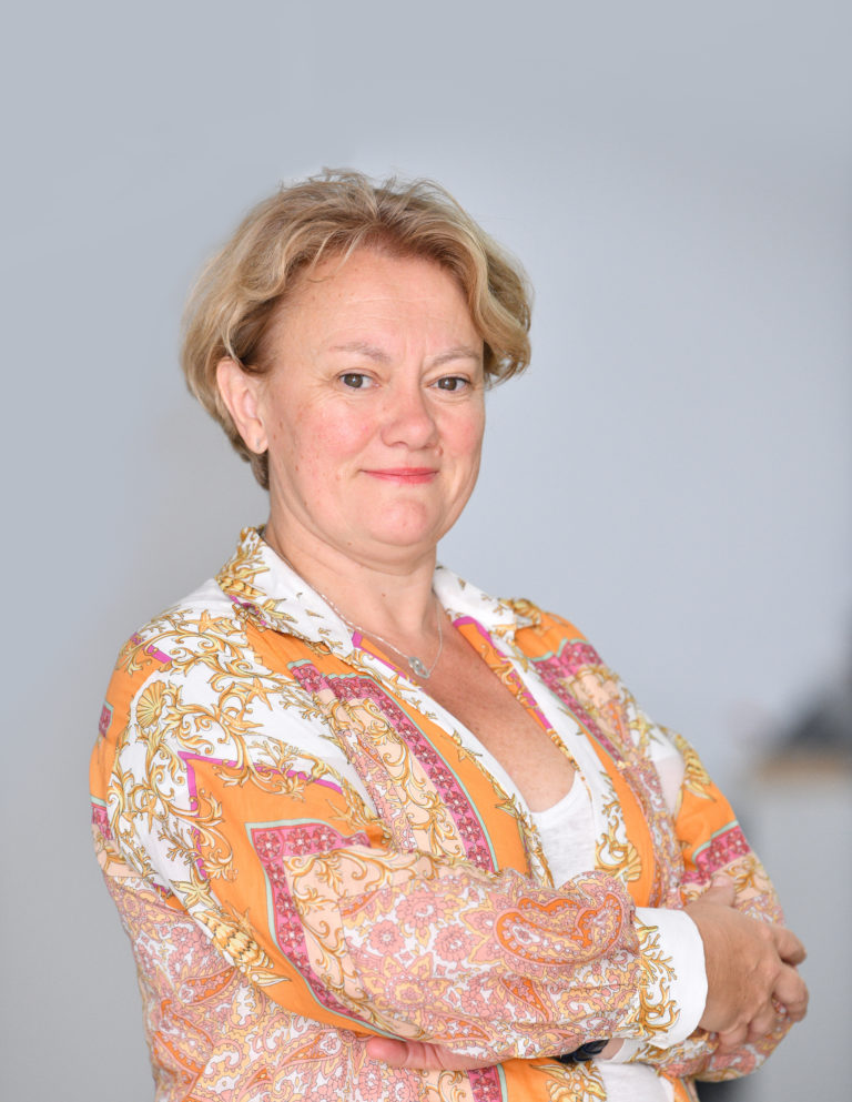 Cécile Falchier